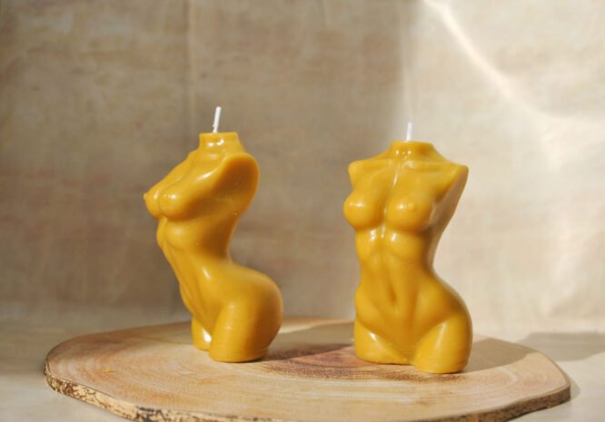 Women Body Shape Beeswax Candle - Image 3