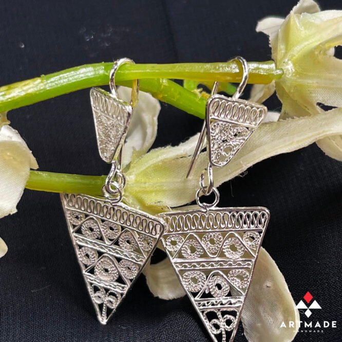 Filigree earrings- Triangle - Image 3